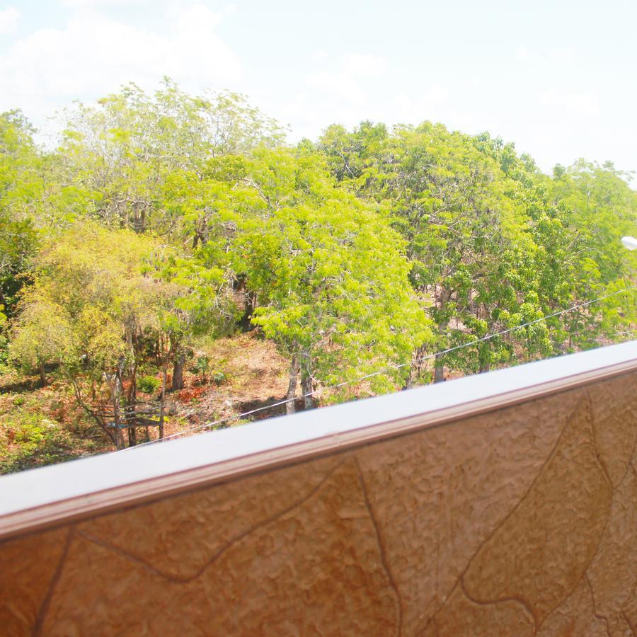 Quintana Roots Hostel Tulum Pueblo Buitenkant foto